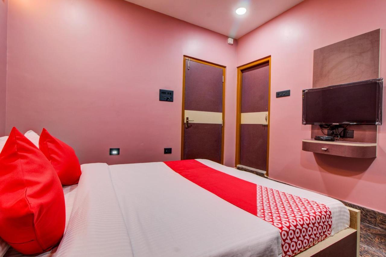 Oyo 16871 Anant Home Stay Шиллонг Экстерьер фото